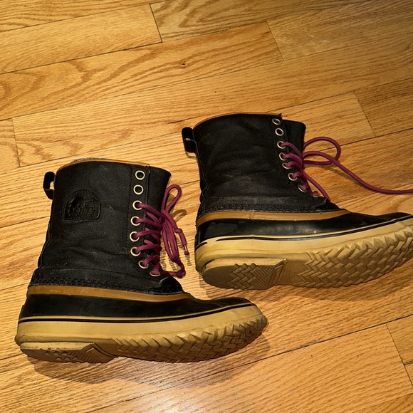 Sorel Women’s Sorel Navy & Brown 1964 Cold Weather Boots - Waterproof Si… - Picture 8 of 10